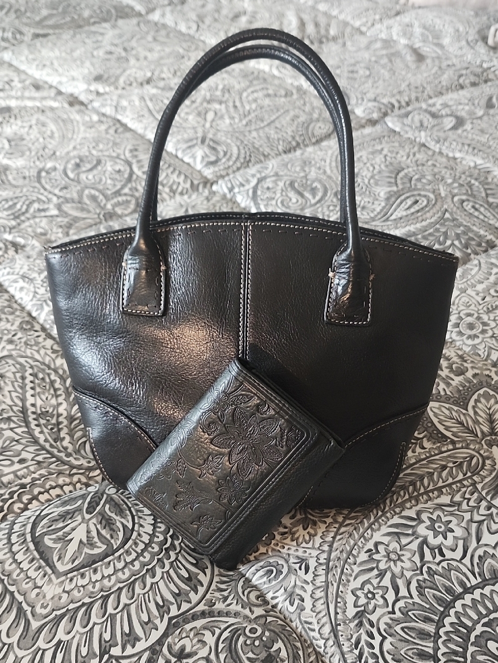 Fossil Crossbody/Satchel w/Free Fossil Wallet